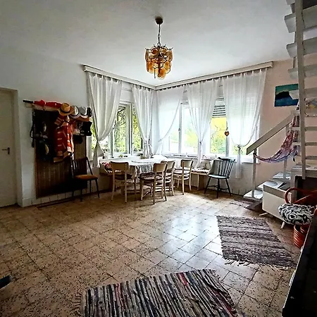 Bohemfeszek Vendeghaz